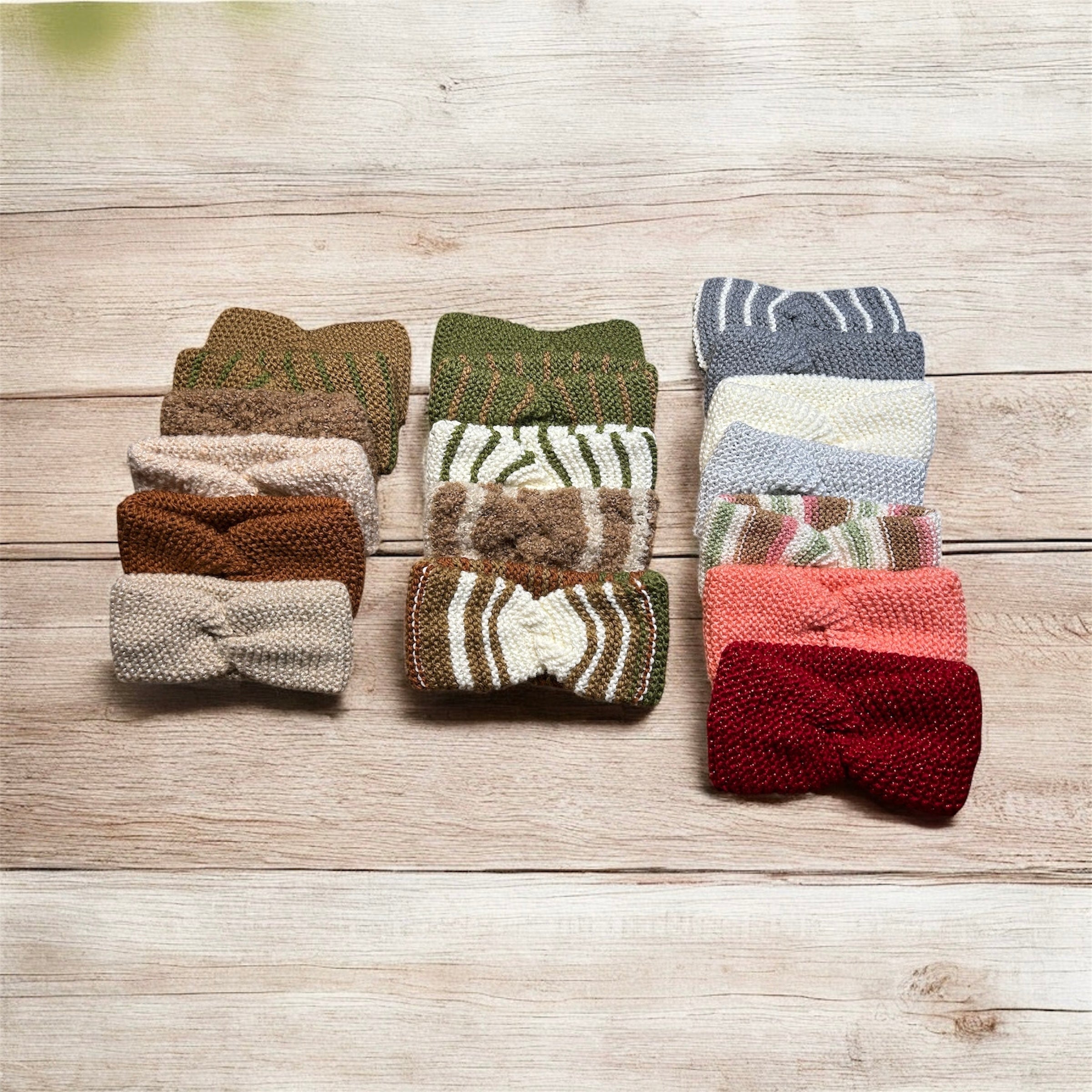 Handgestrickte Stirnbänder