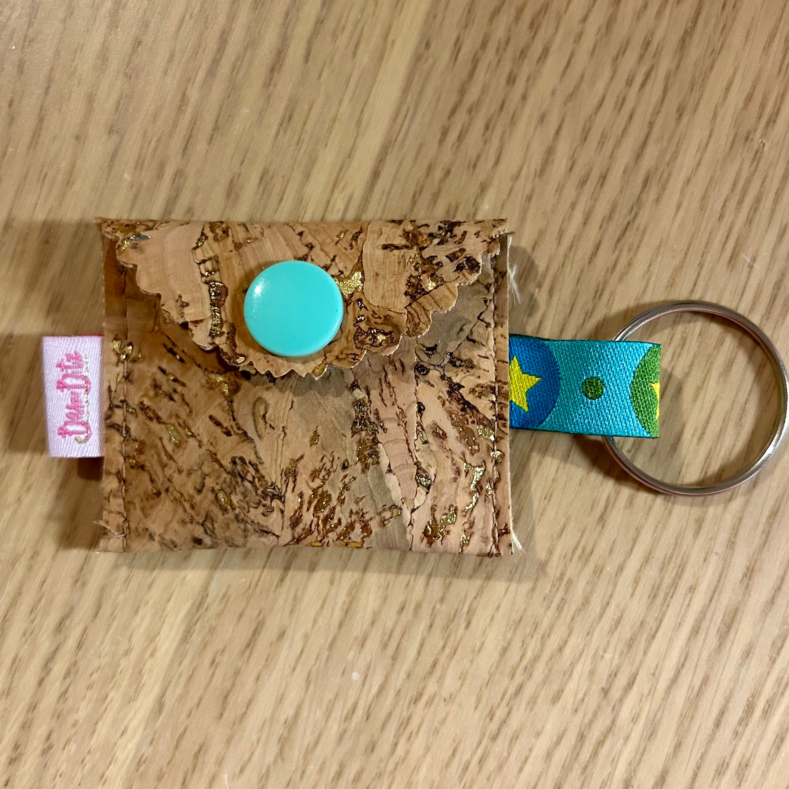 Praktisches Schlüssel-Täschchen mit Einkaufschip