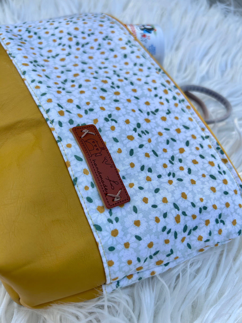 Kosmetiktasche "A Flower’s Whisper“