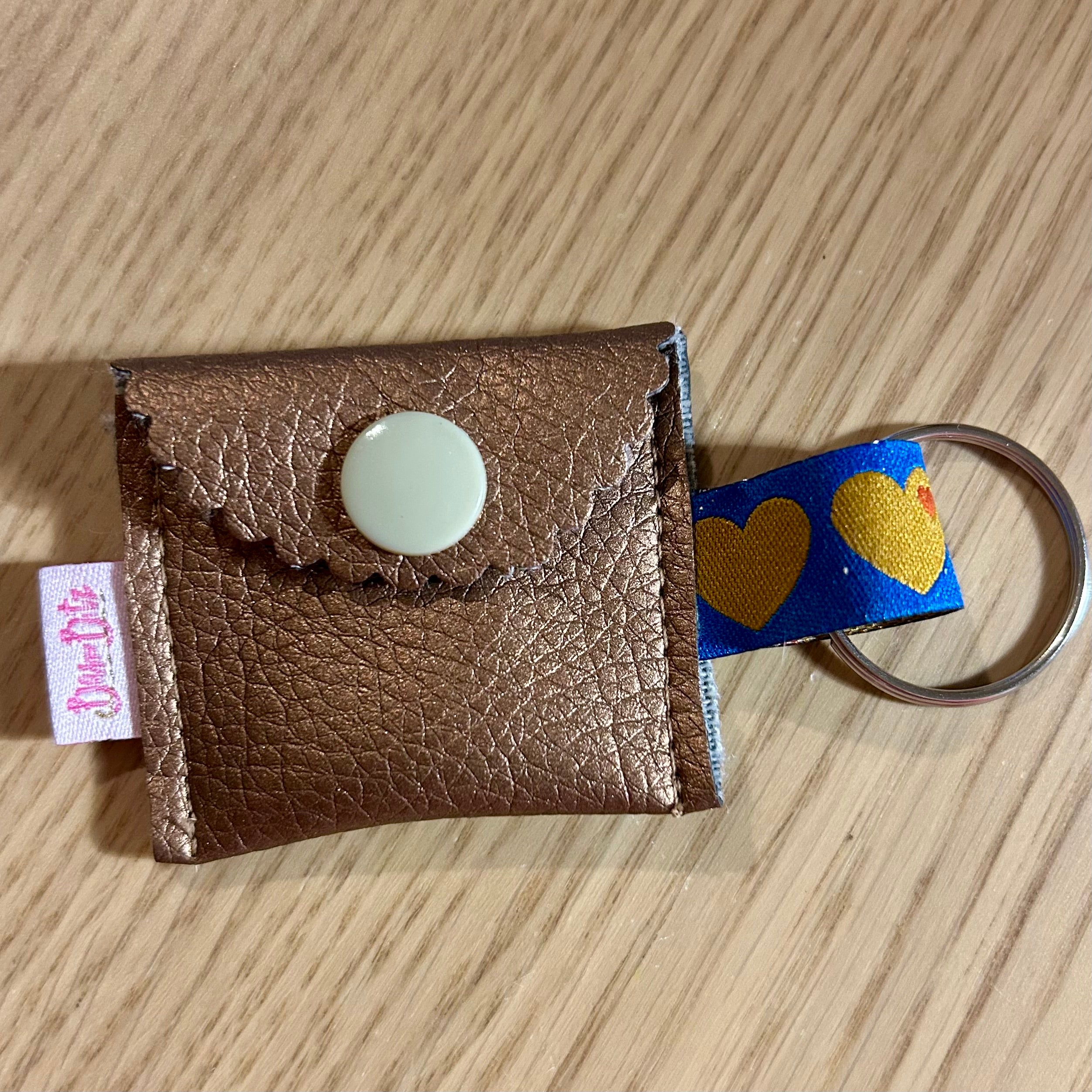 Praktisches Schlüssel-Täschchen mit Einkaufschip