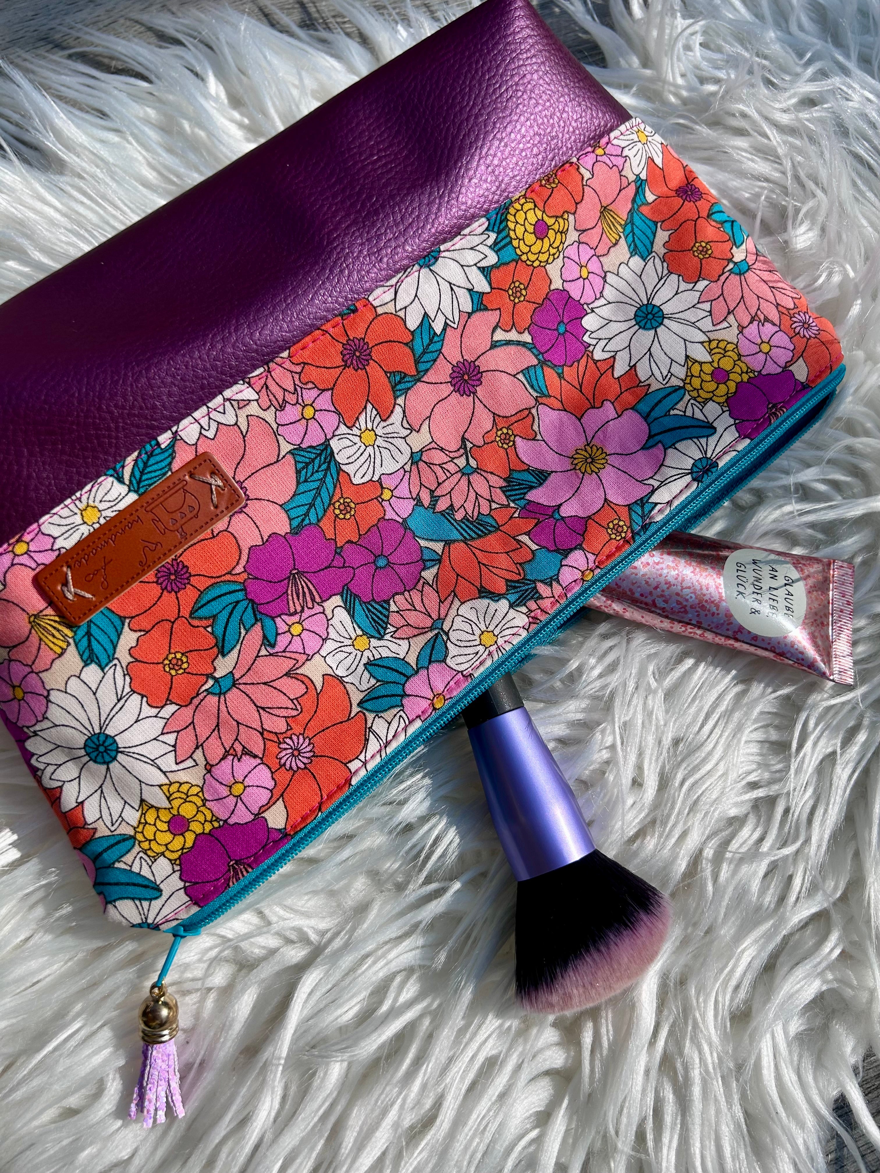 Kosmetiktasche "Retro Bloom"