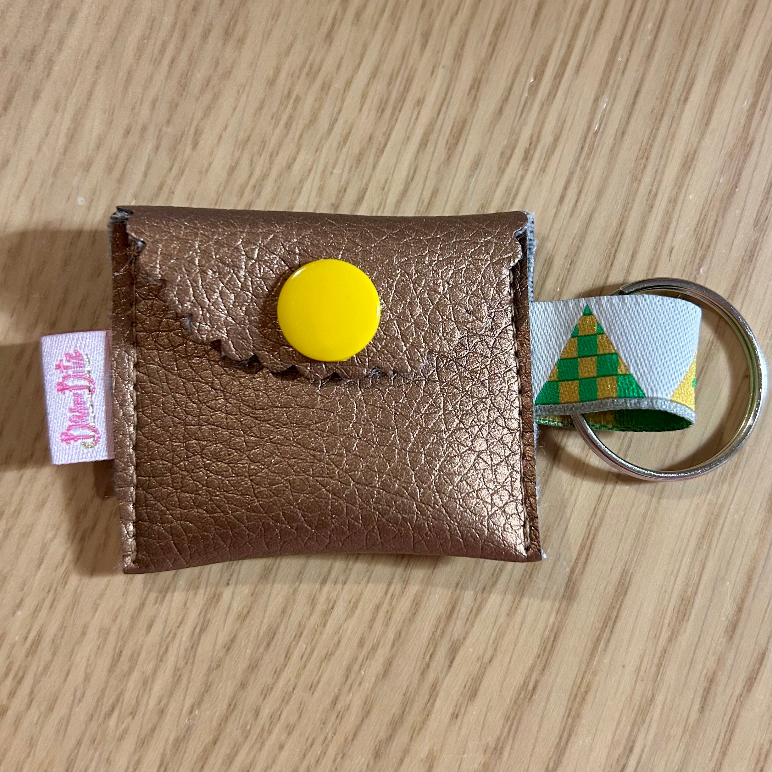 Praktisches Schlüssel-Täschchen mit Einkaufschip