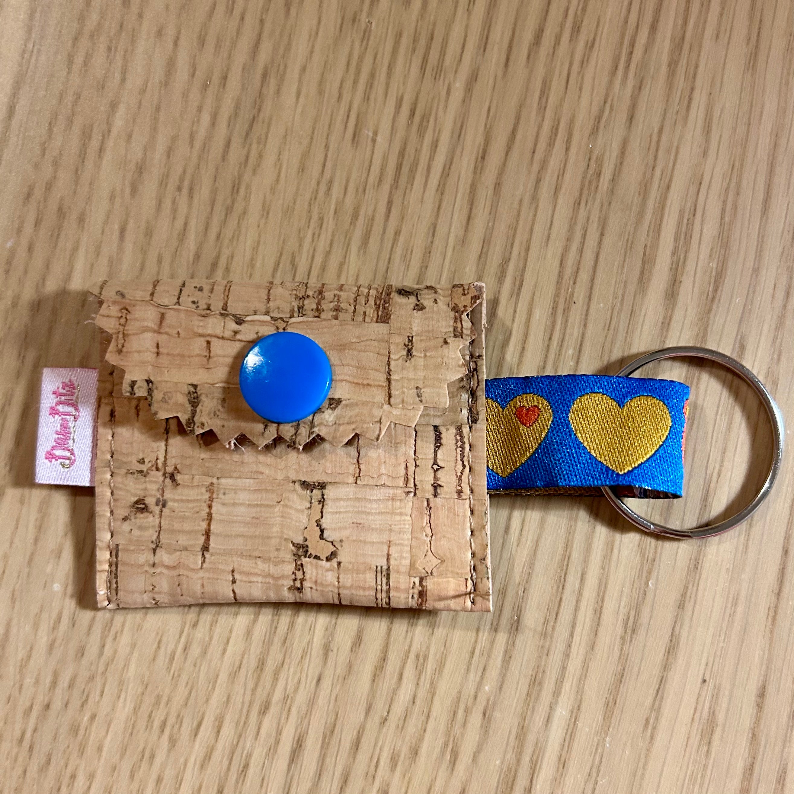 Praktisches Schlüssel-Täschchen mit Einkaufschip