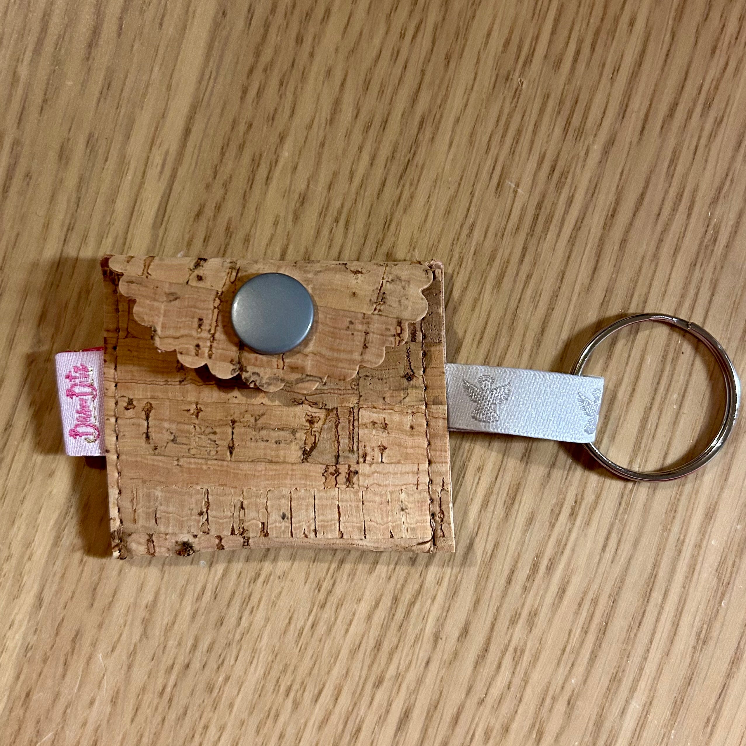 Praktisches Schlüssel-Täschchen mit Einkaufschip