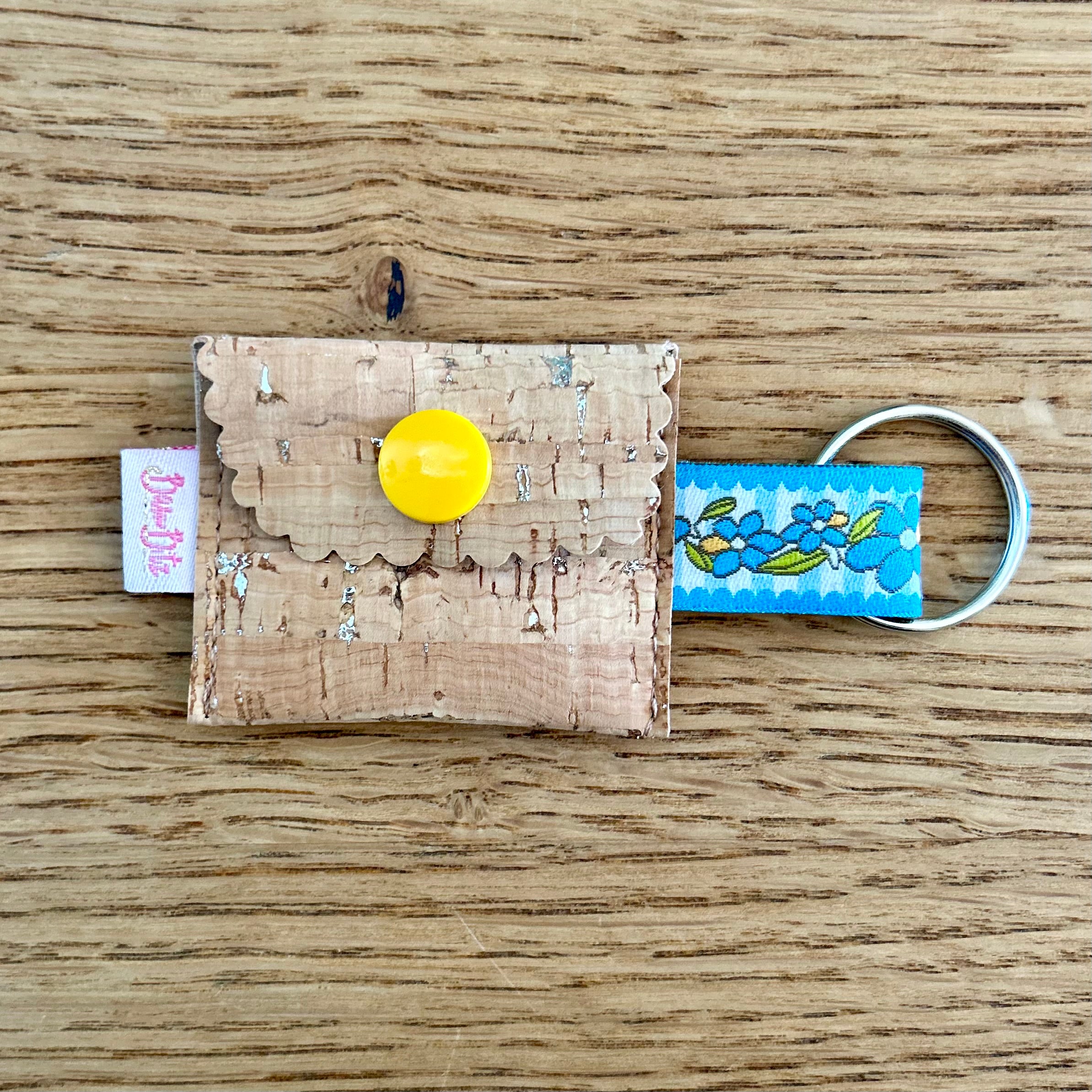 Praktisches Schlüssel-Täschchen mit Einkaufschip