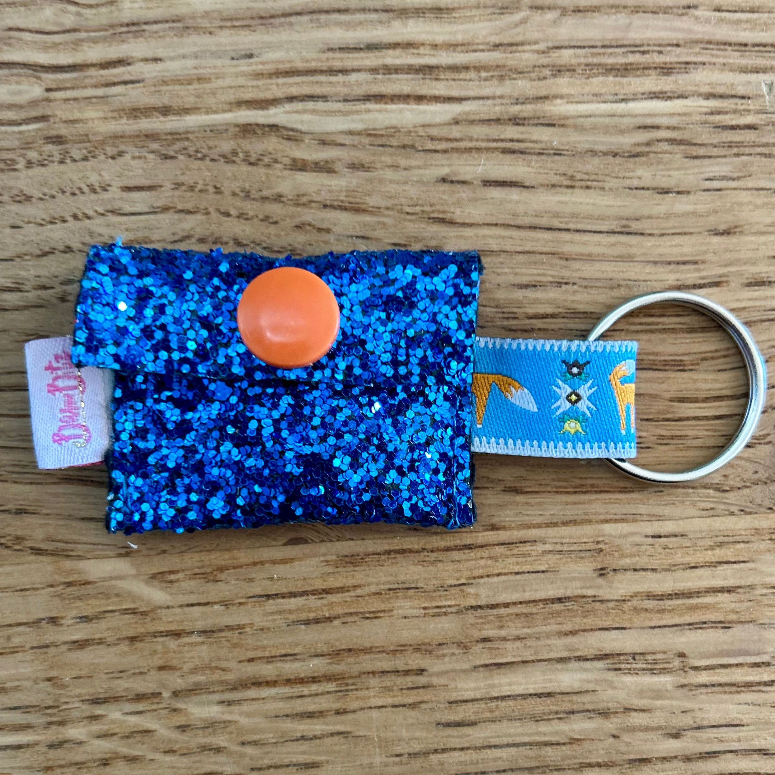 Praktisches Schlüssel-Täschchen mit Einkaufschip