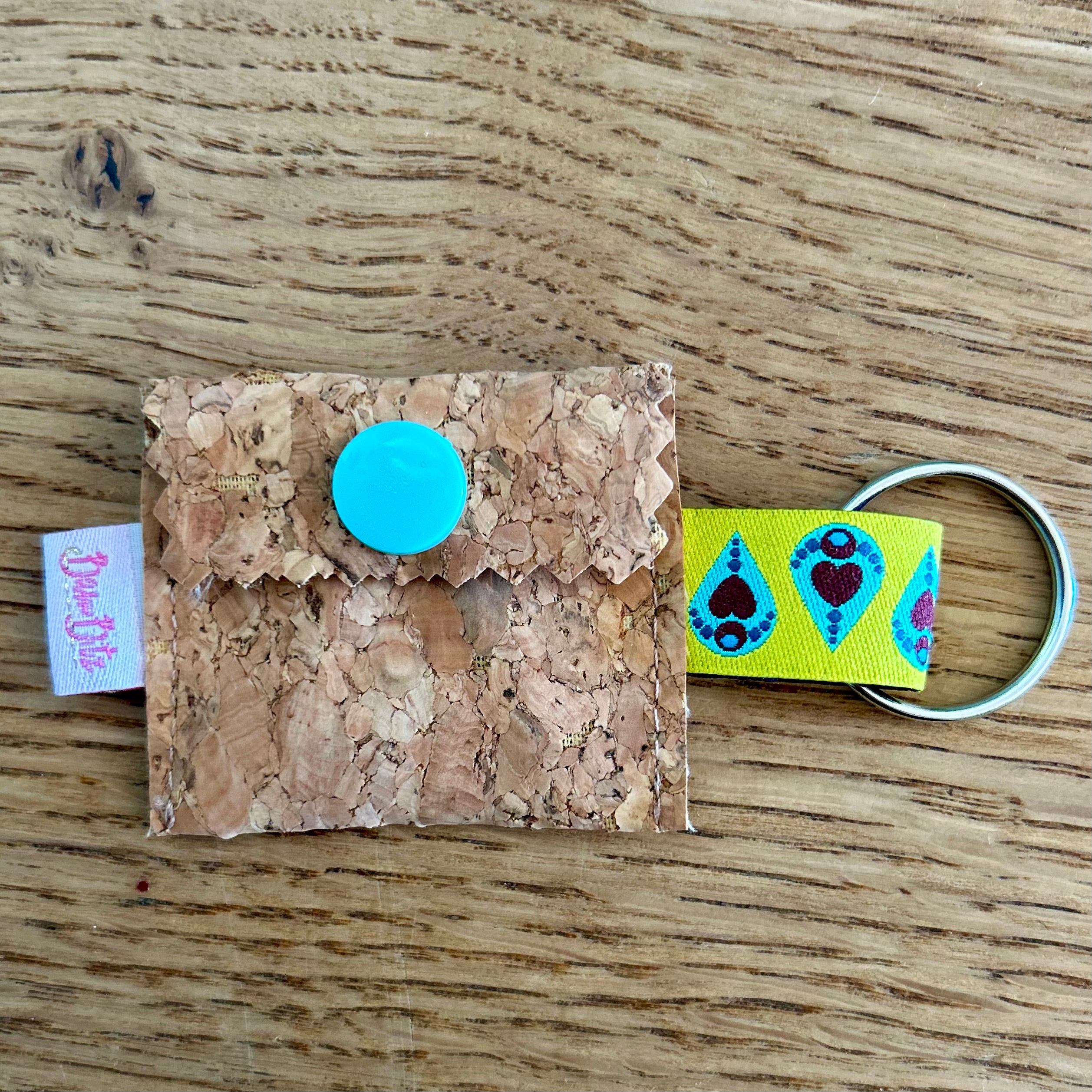 Praktisches Schlüssel-Täschchen mit Einkaufschip