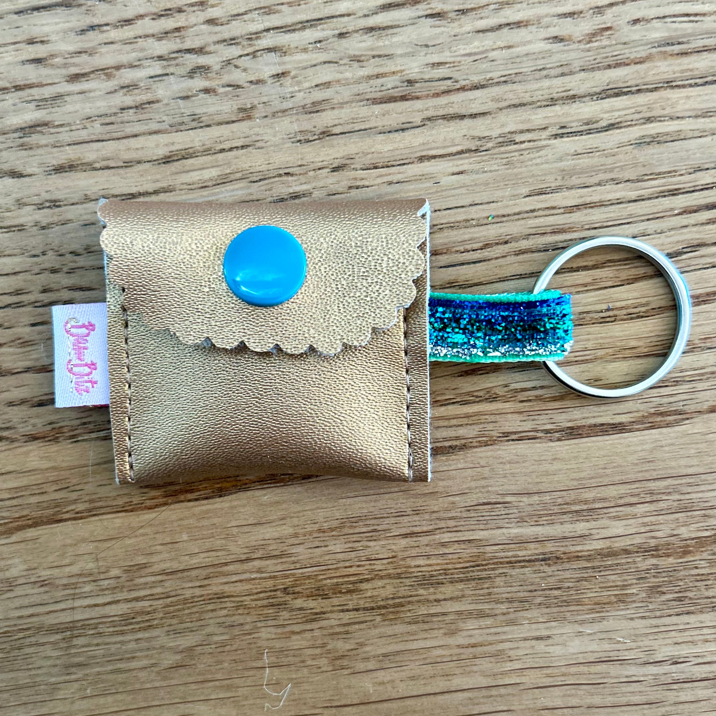 Praktisches Schlüssel-Täschchen mit Einkaufschip