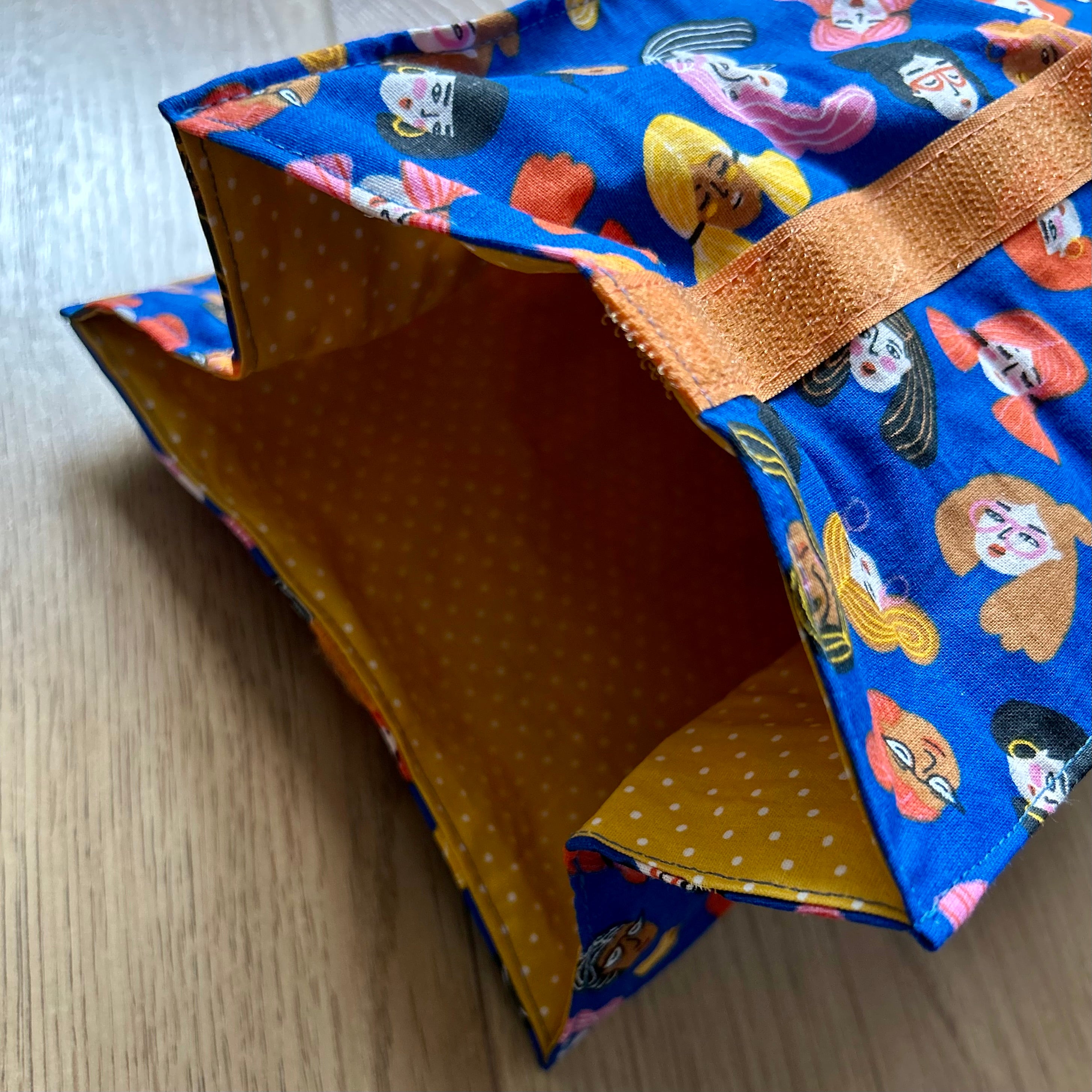 Lunbag "Woman-Power"