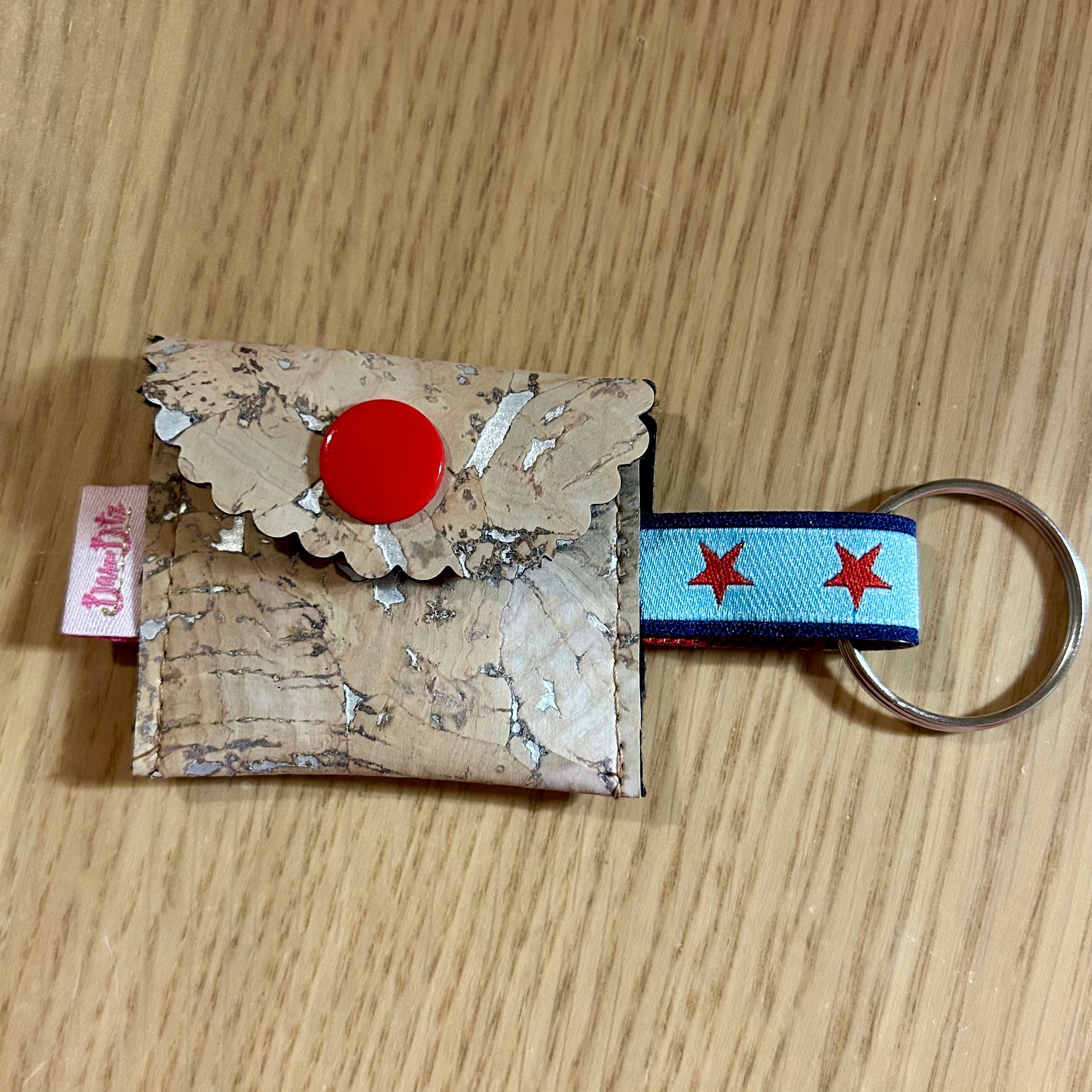 Praktisches Schlüssel-Täschchen mit Einkaufschip